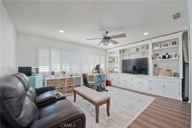 26360 Teal Court, Canyon Country, CA 91387
