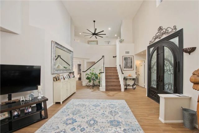 26360 Teal Court, Canyon Country, CA 91387