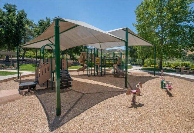 26360 Teal Court, Canyon Country, CA 91387