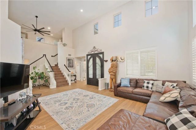 26360 Teal Court, Canyon Country, CA 91387