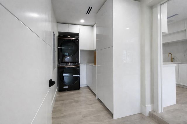 7825 SW 35th Ter, Miami, FL 33155