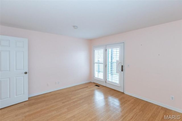 39 Ridgeview Circle Court, Ballwin, MO 63021