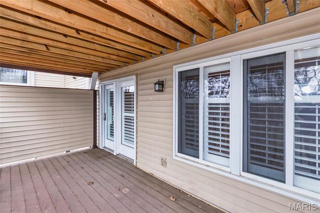 39 Ridgeview Circle Court, Ballwin, MO 63021