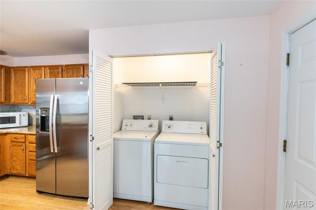 39 Ridgeview Circle Court, Ballwin, MO 63021