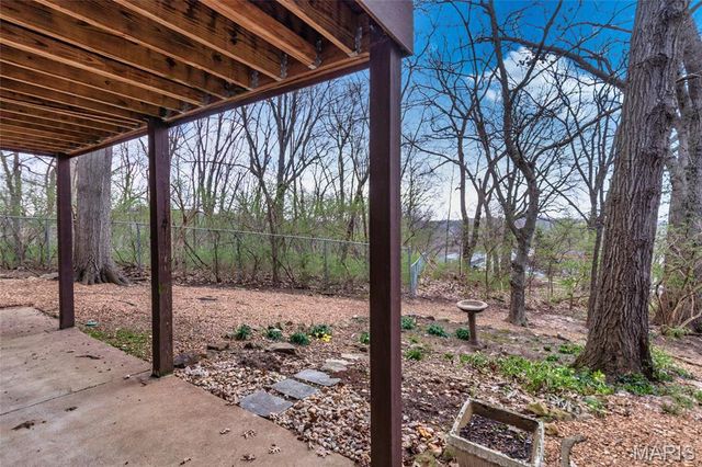 39 Ridgeview Circle Court, Ballwin, MO 63021