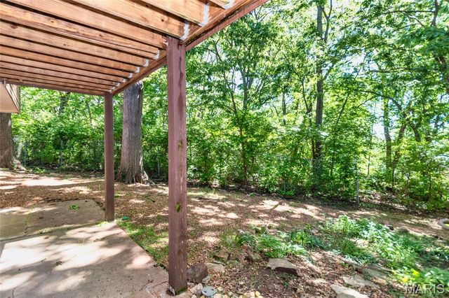 39 Ridgeview Circle Court, Ballwin, MO 63021