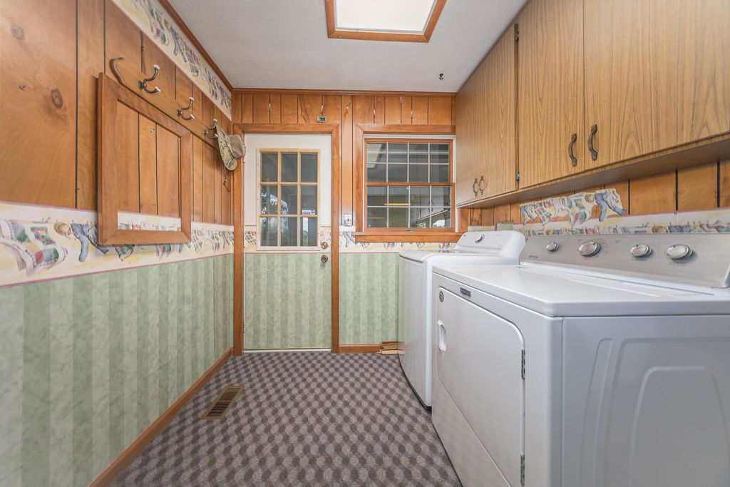 Image 24 of property listing at 49 WILL WHITE Road, Quincy, FL 32351