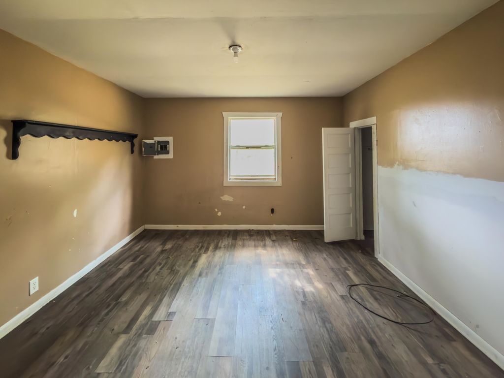 Image 31 of property listing at 49 WILL WHITE Road, Quincy, FL 32351