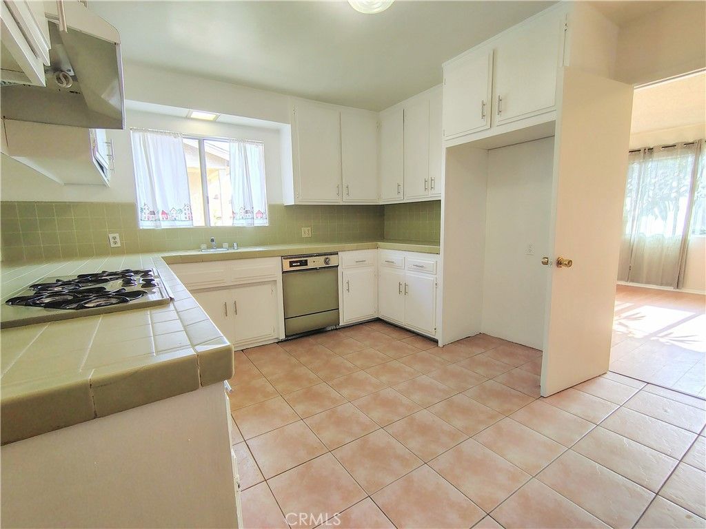 Image 16 of property listing at 1840 S Chapel, Alhambra, CA 91801