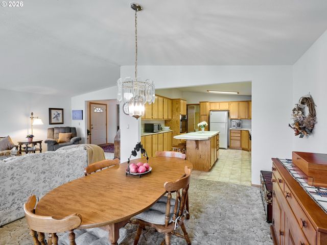 2410 LANCASTER Dr Se 955, Salem, OR 97317