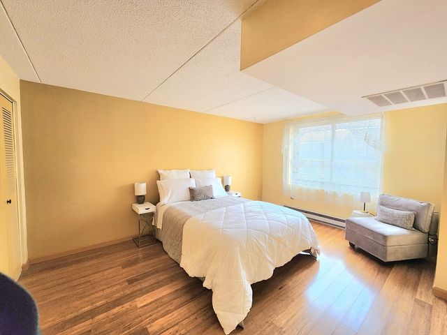 51 Melrose St 1A, Melrose, MA 02176