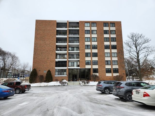 51 Melrose St 1A, Melrose, MA 02176