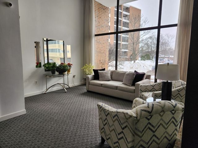 51 Melrose St 1A, Melrose, MA 02176