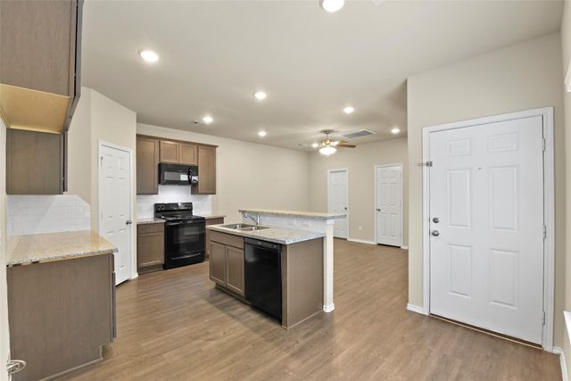 9650 Warm Spring, Willis, TX 77318