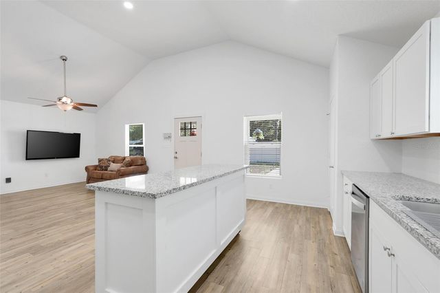 342 NW 9TH AVENUE, Webster, FL 33597