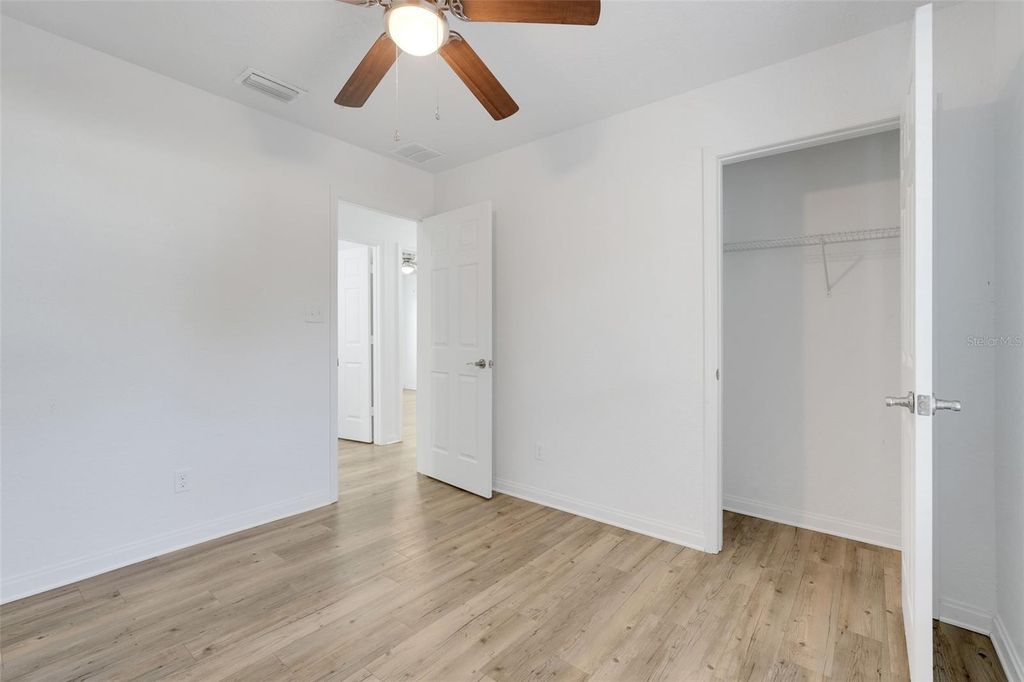 Image 17 of property listing at 342 NW 9TH AVENUE, Webster, FL 33597