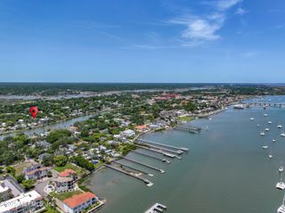 142 WASHINGTON Street, St. Augustine, FL 32084