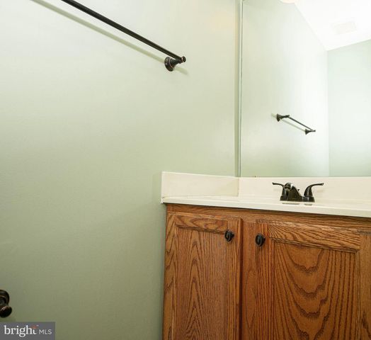9 POWDER FARM CT, Perry Hall, MD 21128