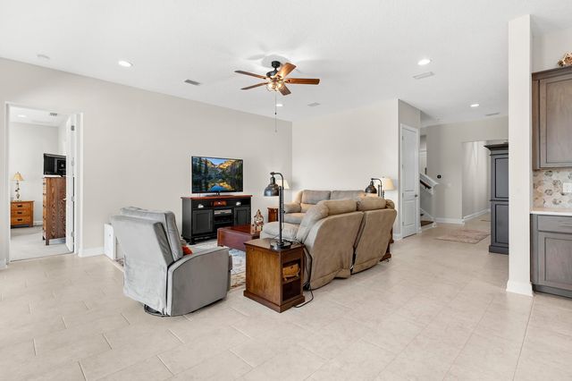 168 Yorkshire Dr, St Augustine, FL 32092