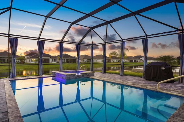 168 Yorkshire Dr, St Augustine, FL 32092