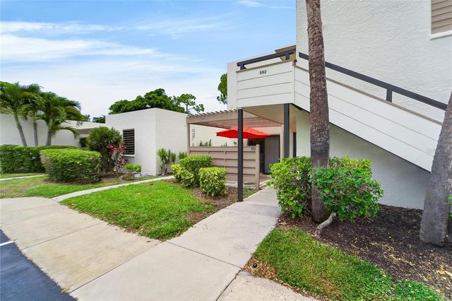 593 LAKESIDE DRIVE 593, Bradenton, FL 34210