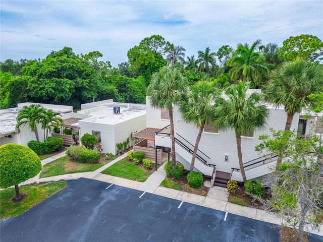 593 LAKESIDE DRIVE 593, Bradenton, FL 34210