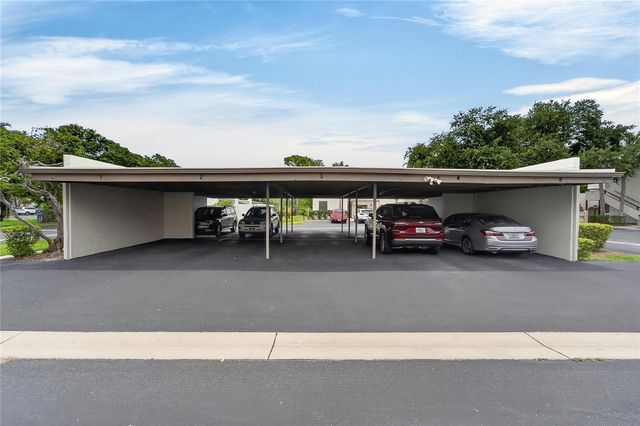 593 LAKESIDE DRIVE 593, Bradenton, FL 34210