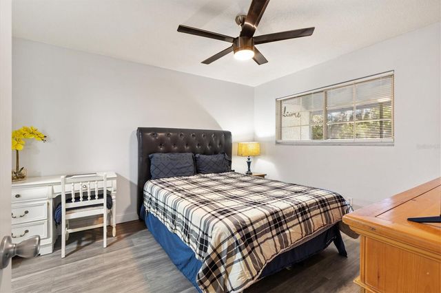 454 FAIRWAYS CIRCLE B204, Ocala, FL 34472