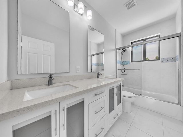 6347 SHADOW TREE Lane, Lake Worth, FL 33463