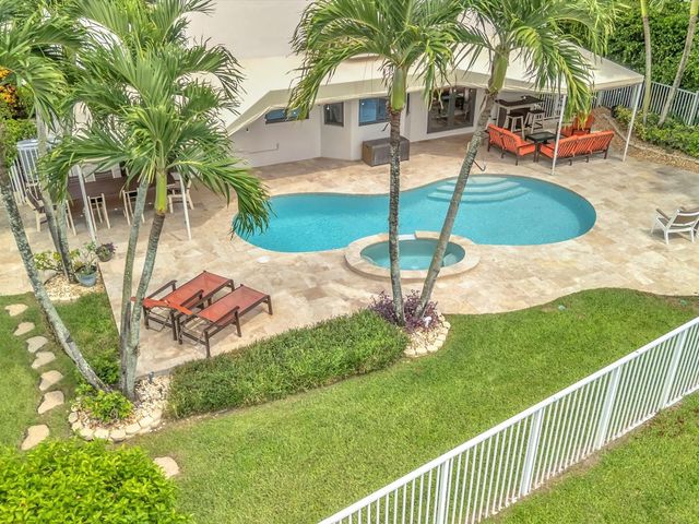 6347 SHADOW TREE Lane, Lake Worth, FL 33463
