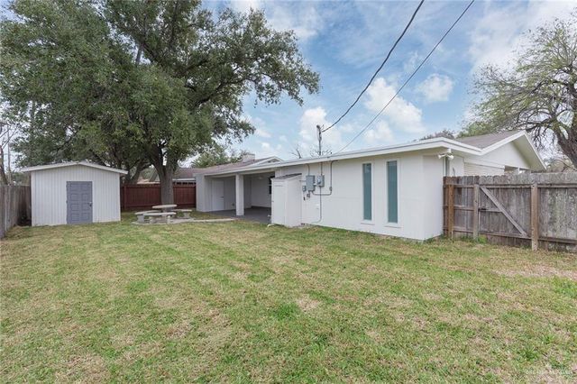 2208 Daffodil Avenue, Mcallen, TX 78501