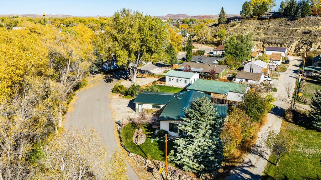 241 E Foote Street, Buffalo, WY 82834 photo 3