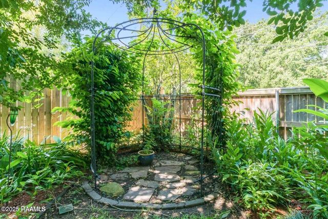 116 Midland Drive, Lafayette, LA 70506