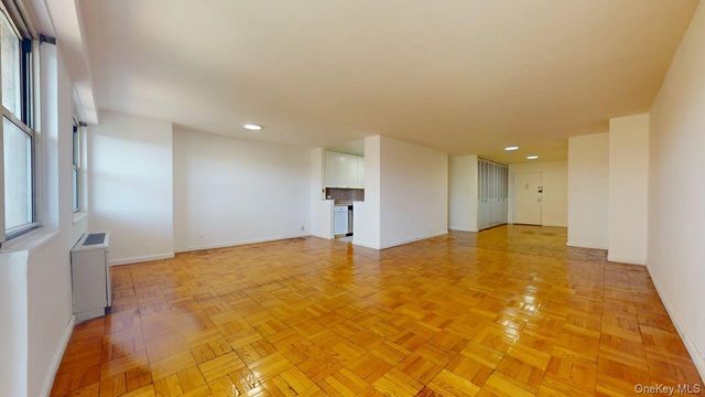 102-30 66th Road 10E, Forest Hills, NY 11375