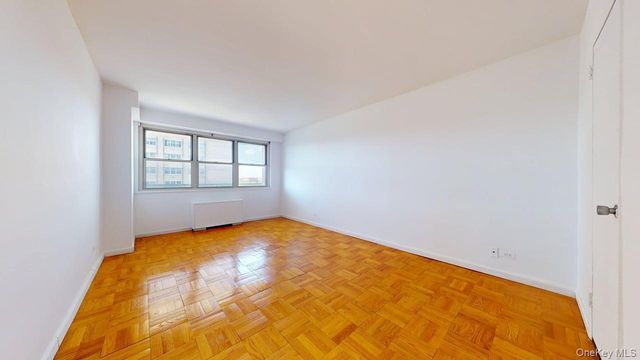102-30 66th Road 10E, Forest Hills, NY 11375