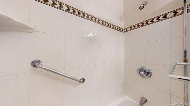 102-30 66th Road 10E, Forest Hills, NY 11375