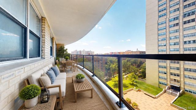 102-30 66th Road 10E, Forest Hills, NY 11375