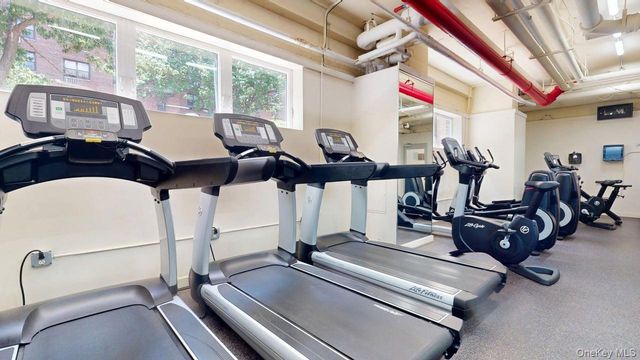 102-30 66th Road 10E, Forest Hills, NY 11375