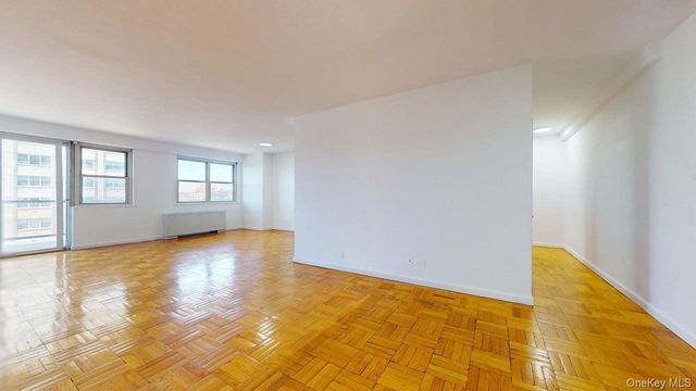 102-30 66th Road 10E, Forest Hills, NY 11375