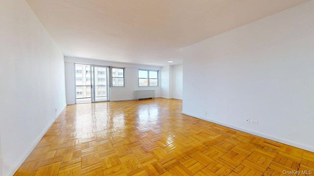 102-30 66th Road 10E, Forest Hills, NY 11375