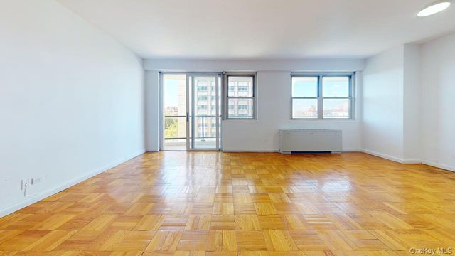 102-30 66th Road 10E, Forest Hills, NY 11375