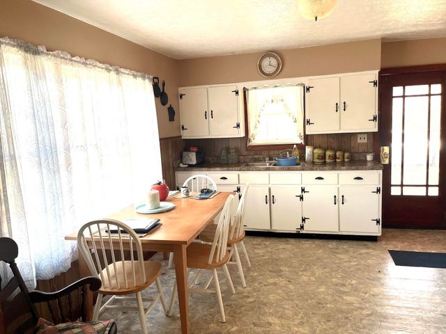 3331 Highway 1058, Jamestown, KY 42629