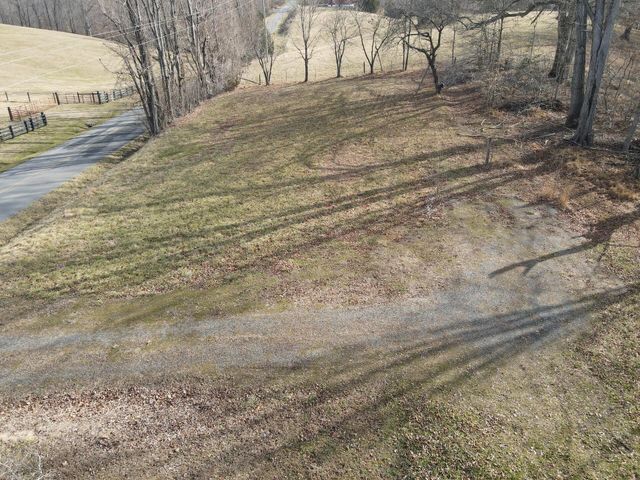 3331 Highway 1058, Jamestown, KY 42629