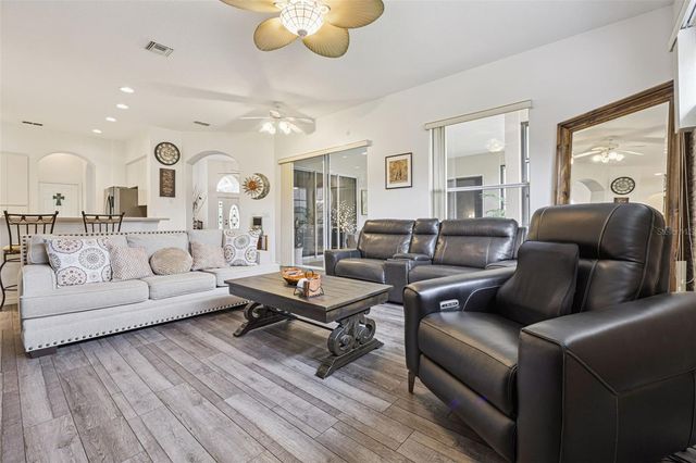 5740 BOUNTY CIRCLE, Tavares, FL 32778