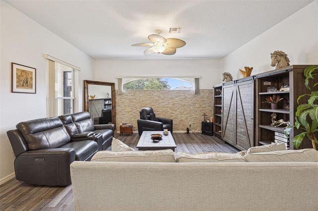 5740 BOUNTY CIRCLE, Tavares, FL 32778