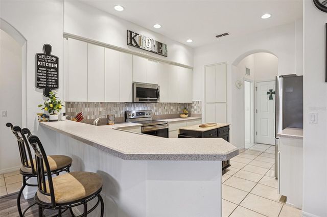 5740 BOUNTY CIRCLE, Tavares, FL 32778