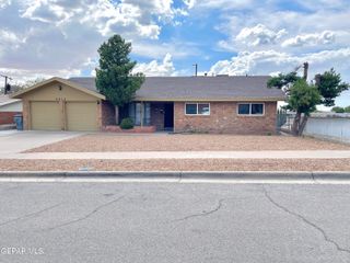 5813 BEAUMONT Place, El Paso, TX 79912