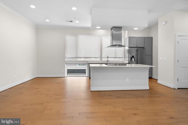 2827 24TH RD S, Arlington, VA 22206