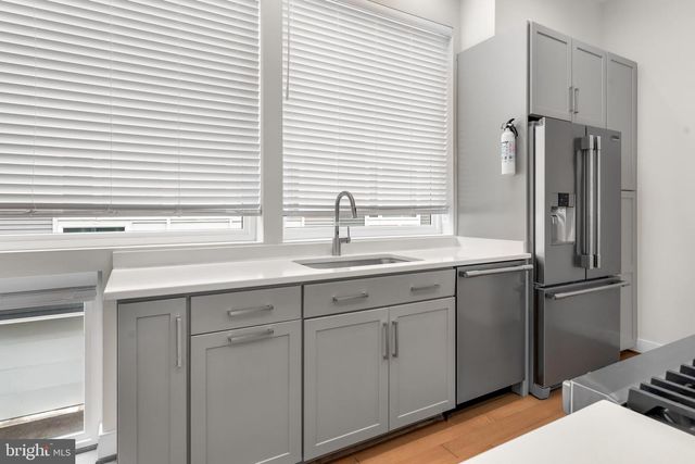 2827 24TH RD S, Arlington, VA 22206