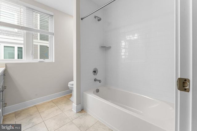 2827 24TH RD S, Arlington, VA 22206